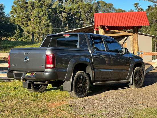 VOLKSWAGEN-AMAROK-2024