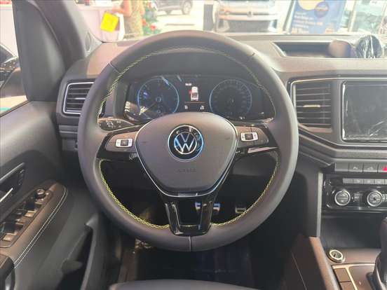 VOLKSWAGEN-AMAROK-3.0 V6 TDI DIESEL EXTREME CD 4MOTION AUTOMÁTICO VOLKSWAGEN-AMAROK-2025