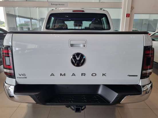 VOLKSWAGEN-AMAROK-2026