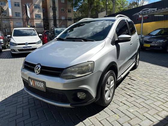 VOLKSWAGEN CROSSFOX 1.6 MI FLEX 8V 4P MANUAL