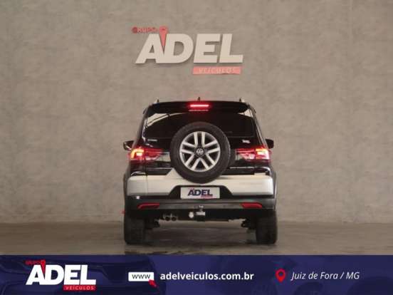 VOLKSWAGEN-CROSSFOX-1.6 MSI FLEX 16V 4P AUTOMATIZADO VOLKSWAGEN-CROSSFOX-2015