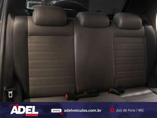 VOLKSWAGEN-CROSSFOX-1.6 MSI FLEX 16V 4P AUTOMATIZADO VOLKSWAGEN-CROSSFOX-2015