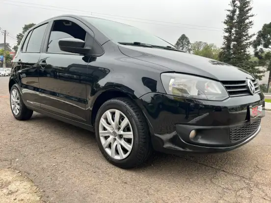 VOLKSWAGEN-FOX-1.0 MI 8V FLEX 4P MANUAL VOLKSWAGEN-FOX-2014