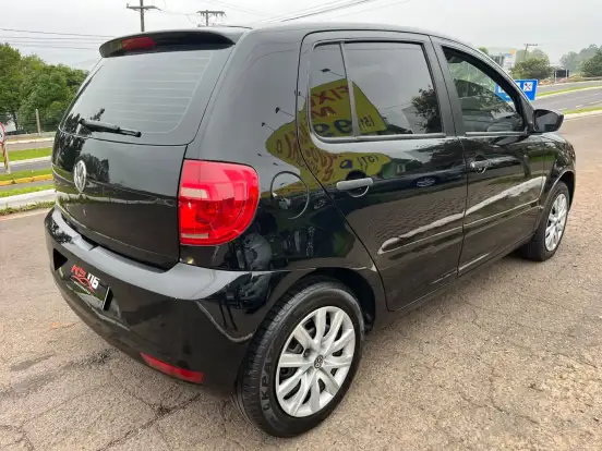 VOLKSWAGEN-FOX-1.0 MI 8V FLEX 4P MANUAL VOLKSWAGEN-FOX-2014