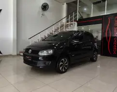 VOLKSWAGEN FOX 1.0 MI 8V FLEX 4P MANUAL VOLKSWAGEN FOX 1.0 MI 8V FLEX 4P MANUAL