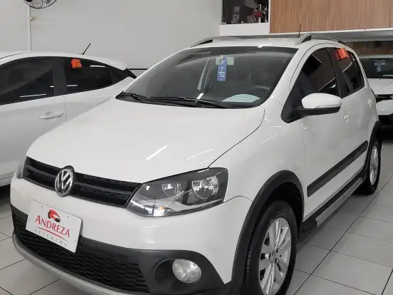 VOLKSWAGEN-FOX-1.6 MI 8V FLEX 4P MANUAL VOLKSWAGEN-FOX-2013