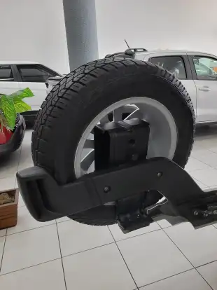 VOLKSWAGEN-FOX-2013