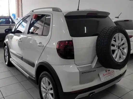 VOLKSWAGEN-FOX-1.6 MI 8V FLEX 4P MANUAL VOLKSWAGEN-FOX-2013