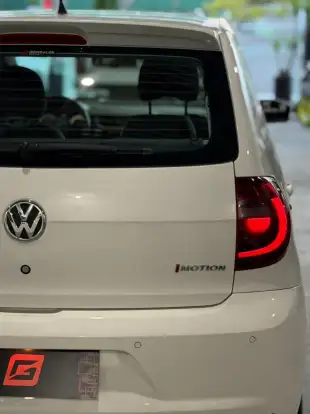VOLKSWAGEN-FOX-2012