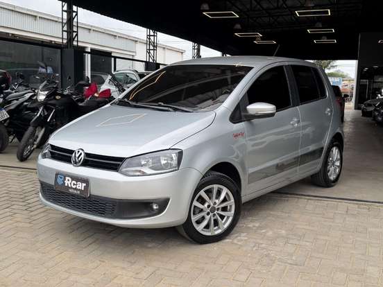 VOLKSWAGEN-FOX-1.6 MI ROCK IN RIO 8V FLEX 4P MANUAL VOLKSWAGEN-FOX-2013