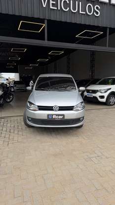 VOLKSWAGEN-FOX-2013