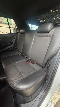 VOLKSWAGEN-FOX-1.6 MI ROCK IN RIO 8V FLEX 4P MANUAL VOLKSWAGEN-FOX-2013