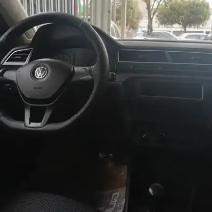 VOLKSWAGEN-GOL-2023