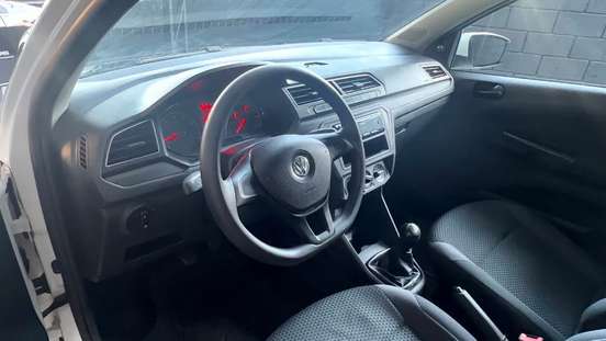 VOLKSWAGEN-GOL-2021