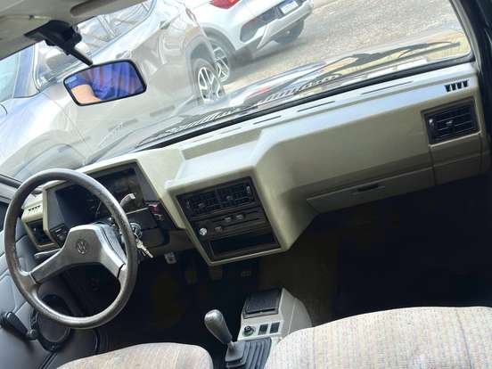 VOLKSWAGEN-GOL-1996