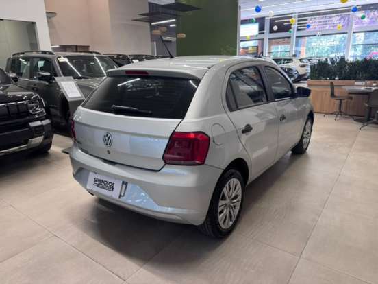 VOLKSWAGEN-GOL-2021