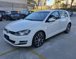 VOLKSWAGEN GOLF 1.4 TSI HIGHLINE 16V GASOLINA 4P AUTOMÁTICO VOLKSWAGEN GOLF 1.4 TSI HIGHLINE 16V GASOLINA 4P AUTOMÁTICO