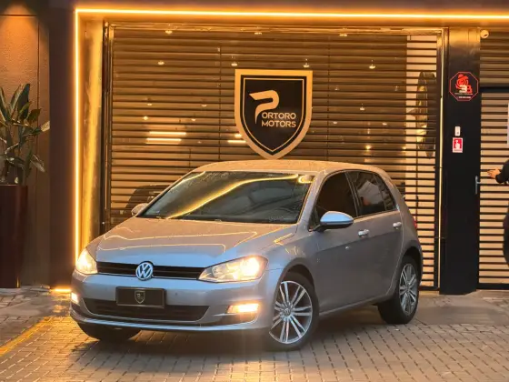 VOLKSWAGEN GOLF 1.4 TSI HIGHLINE 16V GASOLINA 4P AUTOMÁTICO