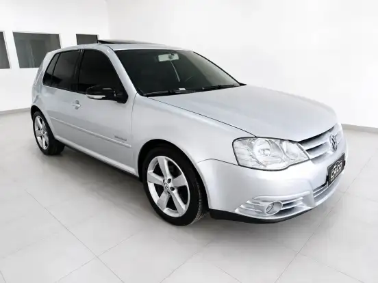VOLKSWAGEN-GOLF-2010