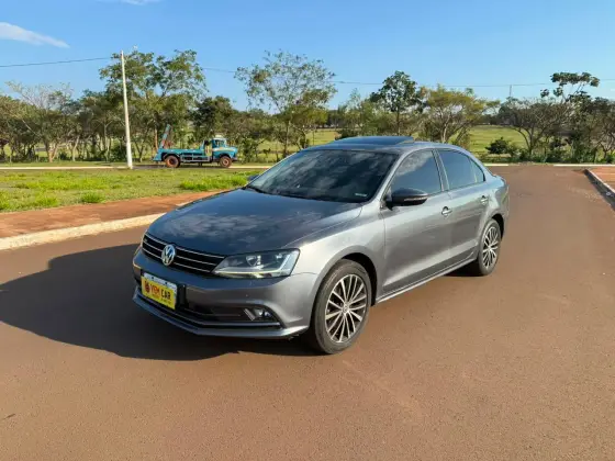 VOLKSWAGEN JETTA 1.4 16V TSI COMFORTLINE GASOLINA 4P TIPTRONIC