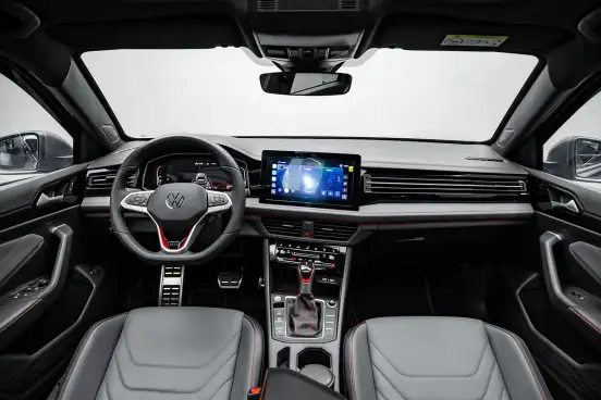 VOLKSWAGEN-JETTA-2025