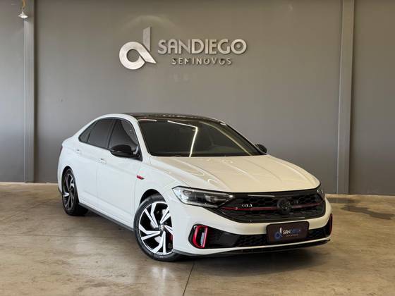 VOLKSWAGEN JETTA 2.0 350 TSI GASOLINA GLI DSG