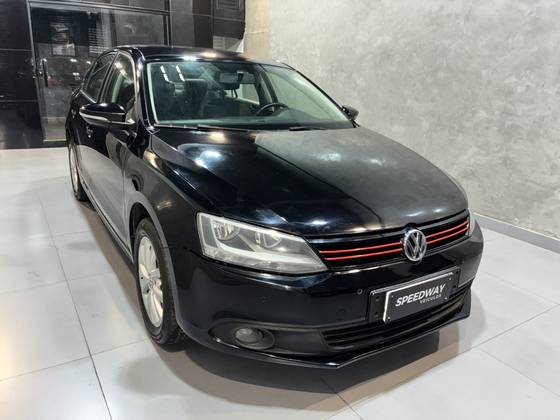VOLKSWAGEN JETTA 2.0 COMFORTLINE FLEX 4P TIPTRONIC