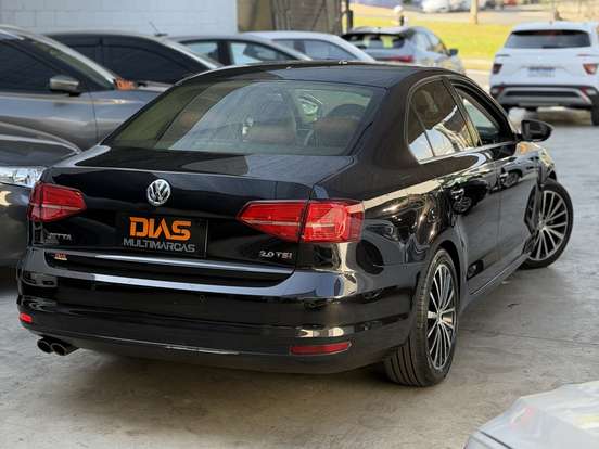 VOLKSWAGEN-JETTA-2016