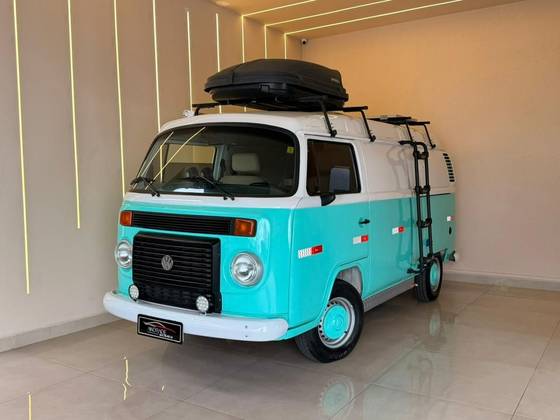 VOLKSWAGEN KOMBI 1.4 MI FURGÃO 8V FLEX 3P MANUAL