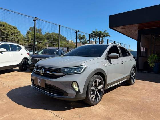 VOLKSWAGEN NIVUS 1.0 200 TSI TOTAL FLEX HIGHLINE AUTOMÁTICO