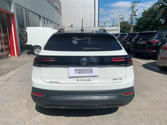 VOLKSWAGEN-NIVUS-1.0 200 TSI TOTAL FLEX HIGHLINE AUTOMÁTICO VOLKSWAGEN-NIVUS-2024