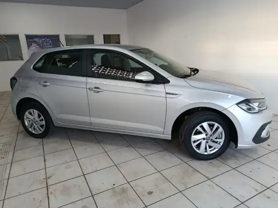 VOLKSWAGEN-POLO-2023
