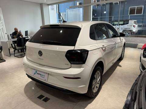 VOLKSWAGEN-POLO-2024