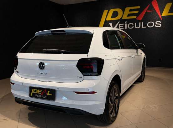 VOLKSWAGEN-POLO-2025