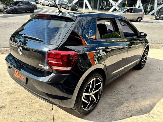 VOLKSWAGEN-POLO-2019