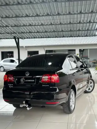 VOLKSWAGEN-POLO SEDAN-2014