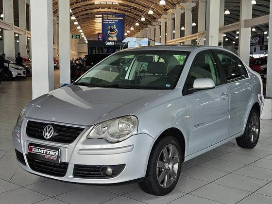 VOLKSWAGEN POLO SEDAN 2.0 MI COMFORTLINE 8V GASOLINA 4P MANUAL
