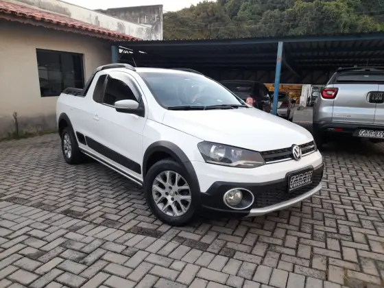 VOLKSWAGEN SAVEIRO 1.6 CROSS CE 8V FLEX 2P MANUAL