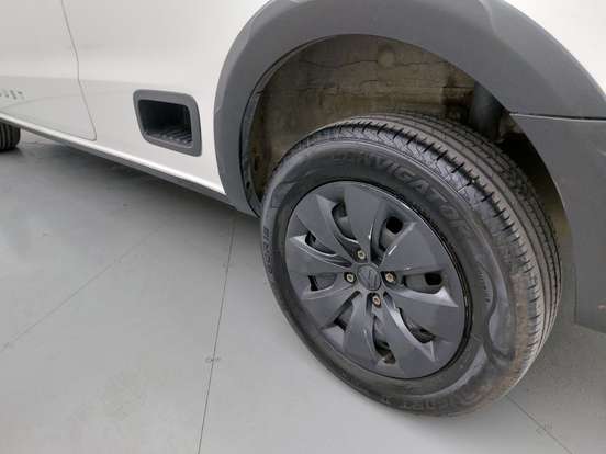 VOLKSWAGEN-SAVEIRO-2025