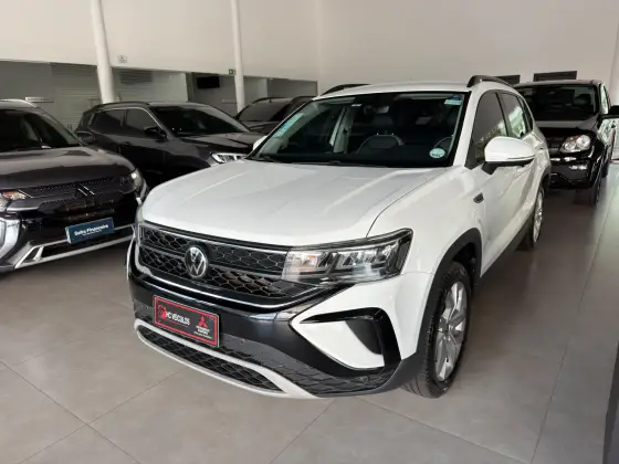 VOLKSWAGEN TAOS 1.4 250 TSI TOTAL FLEX COMFORTLINE AUTOMÁTICO