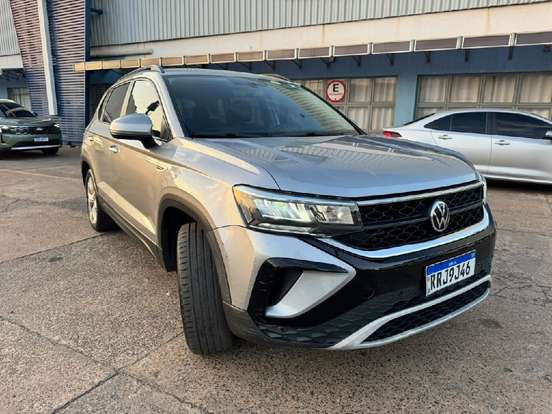 VOLKSWAGEN-TAOS-2021
