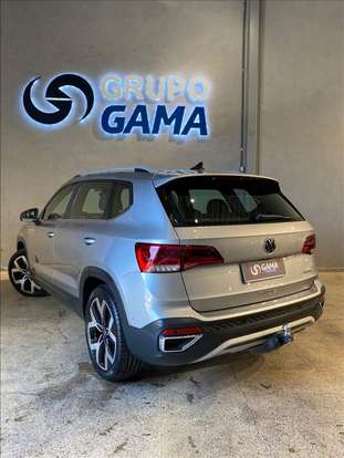 VOLKSWAGEN-TAOS-2024
