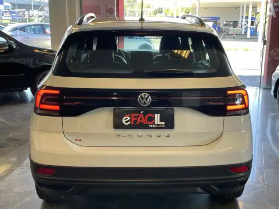 VOLKSWAGEN-T-CROSS-2020