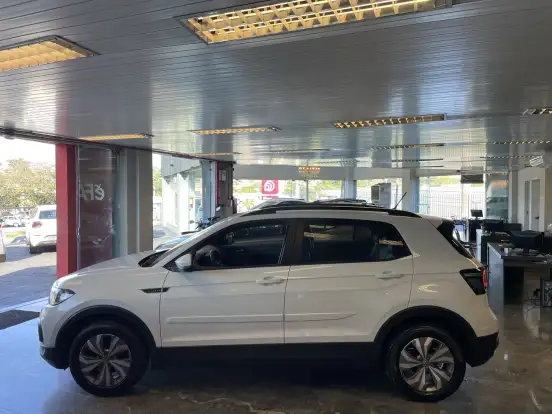 VOLKSWAGEN-T-CROSS-2020