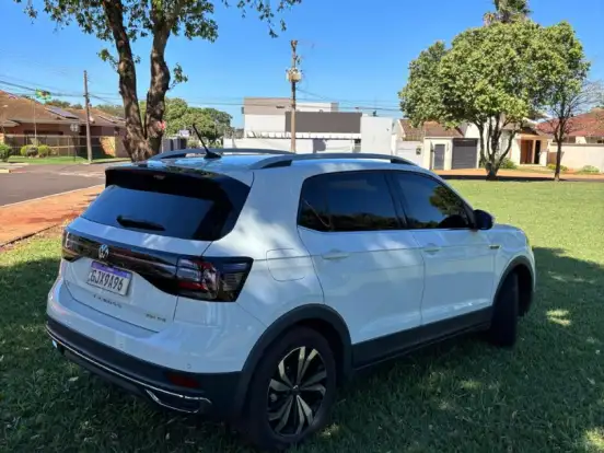 VOLKSWAGEN-T-CROSS-1.4 250 TSI TOTAL FLEX HIGHLINE AUTOMÁTICO VOLKSWAGEN-T-CROSS-2022