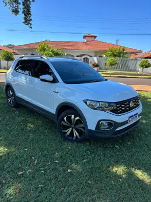 VOLKSWAGEN-T-CROSS-2022