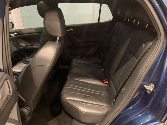 VOLKSWAGEN-T-CROSS-2024