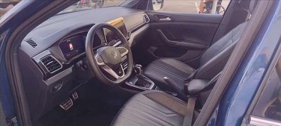 VOLKSWAGEN-T-CROSS-2024