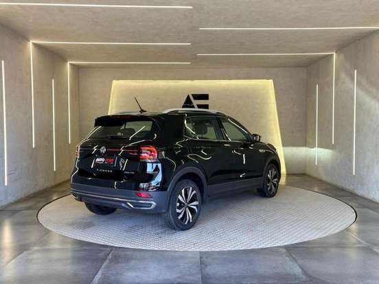 VOLKSWAGEN-T-CROSS-1.4 250 TSI TOTAL FLEX HIGHLINE AUTOMÁTICO VOLKSWAGEN-T-CROSS-2023
