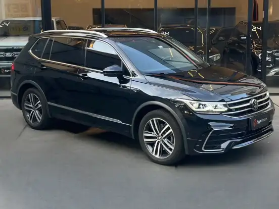 VOLKSWAGEN-TIGUAN-2.0 300 TSI GASOLINA ALLSPACE R-LINE AUTOMÁTICO VOLKSWAGEN-TIGUAN-2024